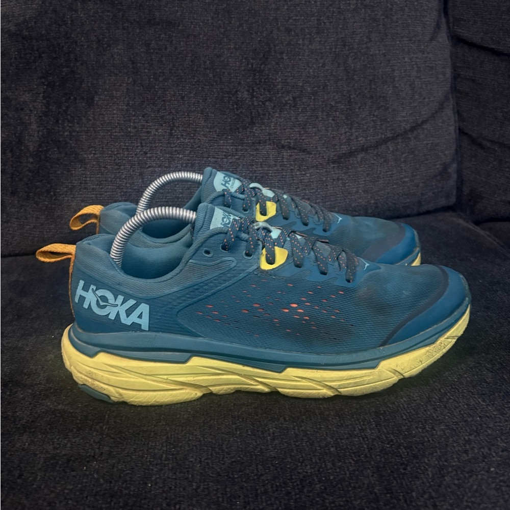 Hoka One One Challenger ATR 6 Shoes Mens Size 9.5 Blue Sneakers Trail Running